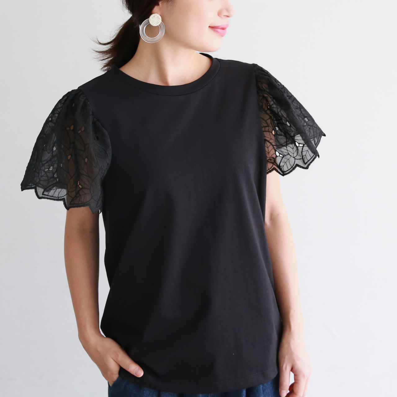 เสื้อยืดแขนลูกไม้ แขนฝรั่งเศส สีดำ 0578BK